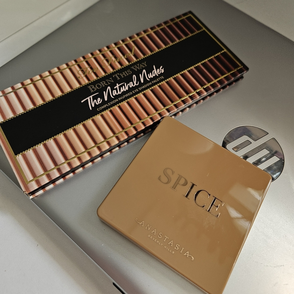 Too Faced And Anastasia Eyeshadow Palettes